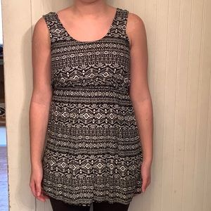Rue 21 small top
